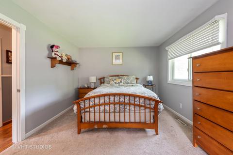 1612 W Oakleaf Dr, Mchenry, IL 60051 photo 12