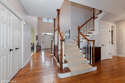 1928 Wicklow Rd, Naperville, IL 60564 photo 3