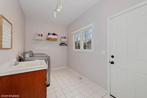 1928 Wicklow Rd, Naperville, IL 60564 photo 12