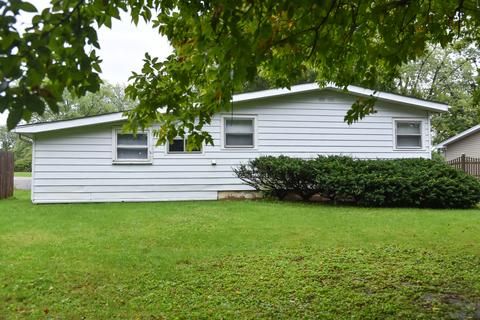 208 Valley Dr, Lindenhurst, IL 60046 photo 4