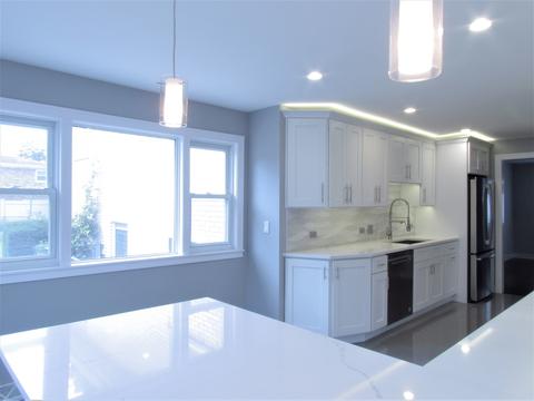 455 Dover Dr, Des Plaines, IL 60018 photo 9