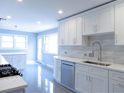 455 Dover Dr, Des Plaines, IL 60018 photo 12