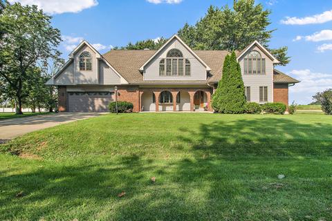 1472 N Terrace Ave, Kankakee, IL 60901 photo 2
