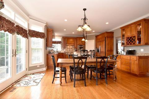 26239 Oakcrest Ln, Plainfield, IL 60585 photo 9