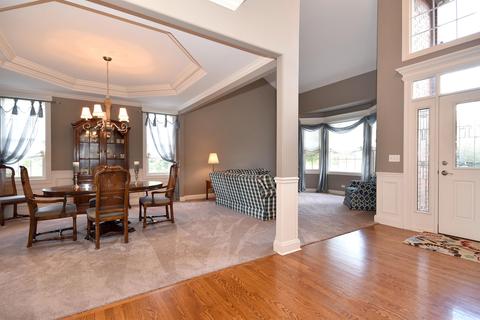26239 Oakcrest Ln, Plainfield, IL 60585 photo 5
