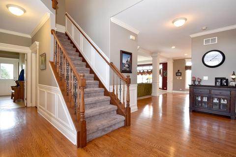 26239 Oakcrest Ln, Plainfield, IL 60585 photo 4