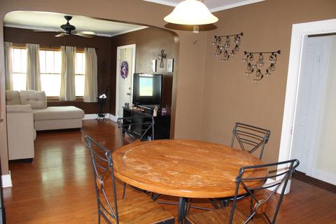 323 Simms St, Aurora, IL 60505 photo 7