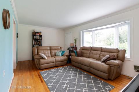 4724 Ashley Dr, Mchenry, IL 60050 photo 2