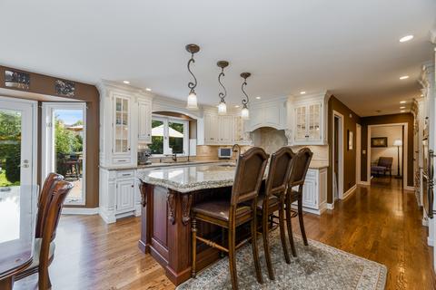 116 Hawkins Cir, Wheaton, IL 60189 photo 9