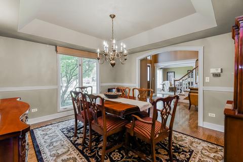 116 Hawkins Cir, Wheaton, IL 60189 photo 4