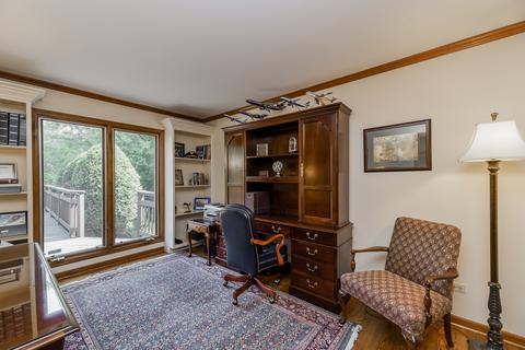 116 Hawkins Cir, Wheaton, IL 60189 photo 12