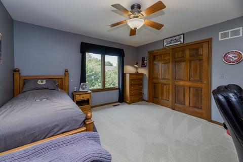 116 Hawkins Cir, Wheaton, IL 60189 photo 22