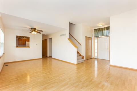 2208 Carpenter Ave, Plainfield, IL 60586 photo 3