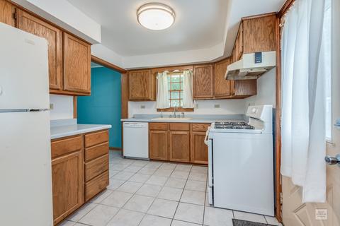 1382 5th St, Montgomery, IL 60538 photo 8
