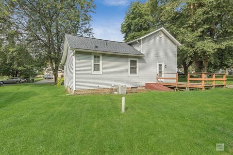 1382 5th St, Montgomery, IL 60538 photo 3