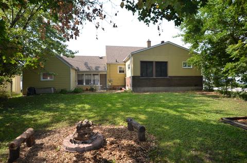 602 Gates St, Aurora, IL 60505 photo 3