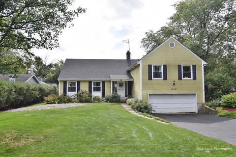 1418 Daly Rd, Wheaton, IL 60187 photo 1