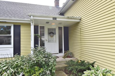 1418 Daly Rd, Wheaton, IL 60187 photo 2