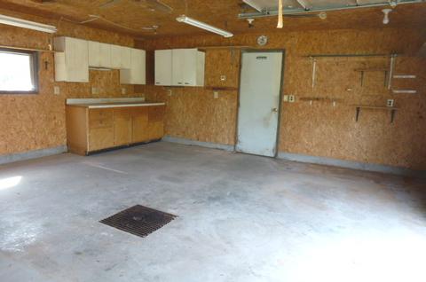 300 Water St, Weldon, IL 61882 photo 36
