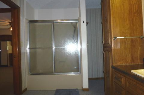 300 Water St, Weldon, IL 61882 photo 25
