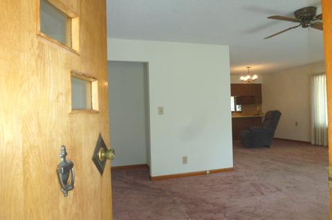 300 Water St, Weldon, IL 61882 photo 7