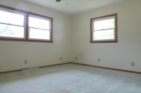 300 Water St, Weldon, IL 61882 photo 28