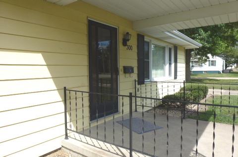 300 Water St, Weldon, IL 61882 photo 5