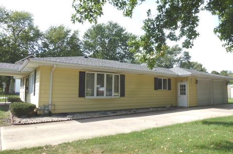 300 Water St, Weldon, IL 61882 photo 45