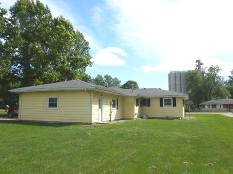 300 Water St, Weldon, IL 61882 photo 43