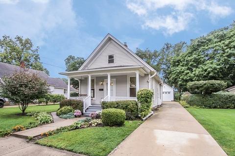 1020 Logan Ave, Elgin, IL 60120 photo 1