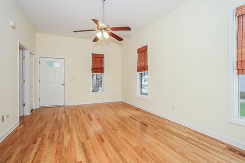 1020 Logan Ave, Elgin, IL 60120 photo 4