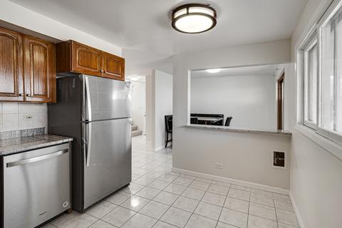 9350 Cedar Ln, Des Plaines, IL 60016 photo 10