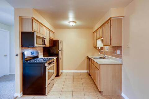 8802 Briar Ct #3D, Des Plaines, IL 60016 photo 2