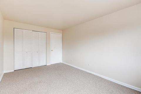 8802 Briar Ct #3D, Des Plaines, IL 60016 photo 9