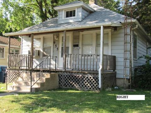955 Stone St, Kankakee, IL 60901 photo 2