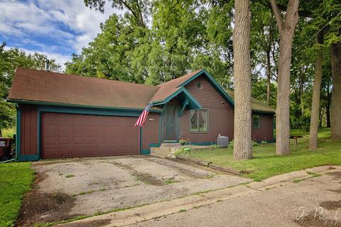 99 Vernon Dr, Mchenry, IL 60050 photo 2