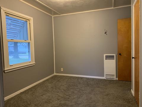 409 E Center St, Mount Morris, IL 61054 photo 15