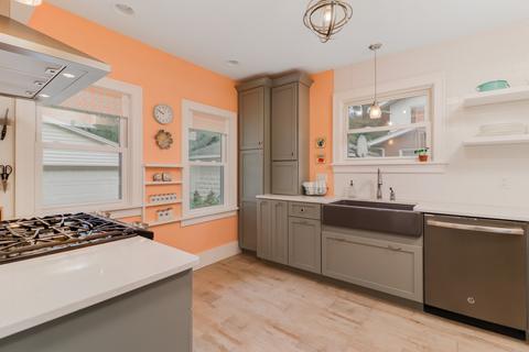 803 Hester Ave, Normal, IL 61761 photo 9
