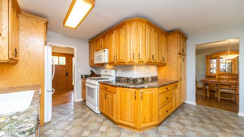 465 E Adams St, Elmhurst, IL 60126 photo 11