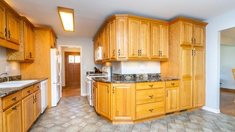 465 E Adams St, Elmhurst, IL 60126 photo 8