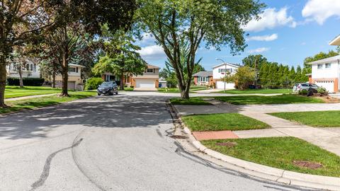 465 E Adams St, Elmhurst, IL 60126 photo 3