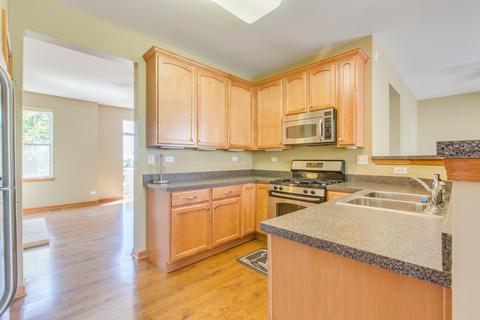 3045 Marion St, Elgin, IL 60124 photo 7