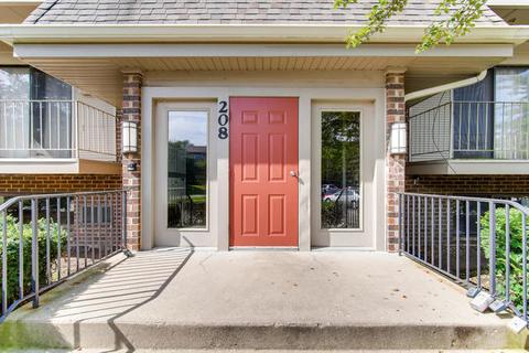208 E Bailey Rd #A, Naperville, IL 60565 photo 2