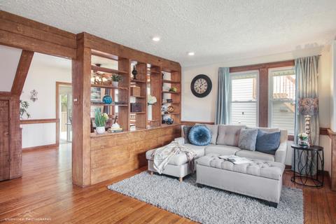 118 E Pineview Dr, Round Lake Park, IL 60073 photo 3