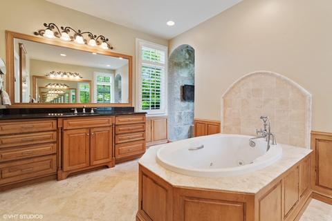 629 Wagner Rd, Glenview, IL 60025 photo 17