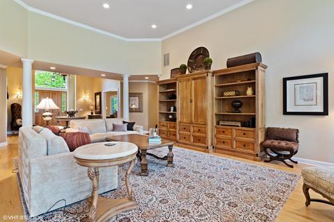 629 Wagner Rd, Glenview, IL 60025 photo 5