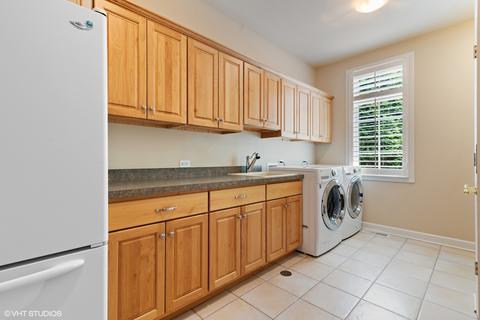 629 Wagner Rd, Glenview, IL 60025 photo 24