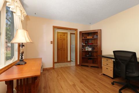 9645 Ridgewood Ct, Bloomington, IL 61705 photo 9
