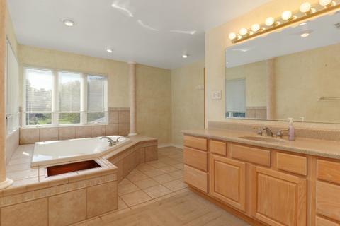 9645 Ridgewood Ct, Bloomington, IL 61705 photo 27