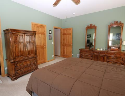 864 Eineke Blvd, Algonquin, IL 60102 photo 24